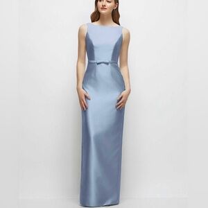 Elegant Blue Sleeveless Dress